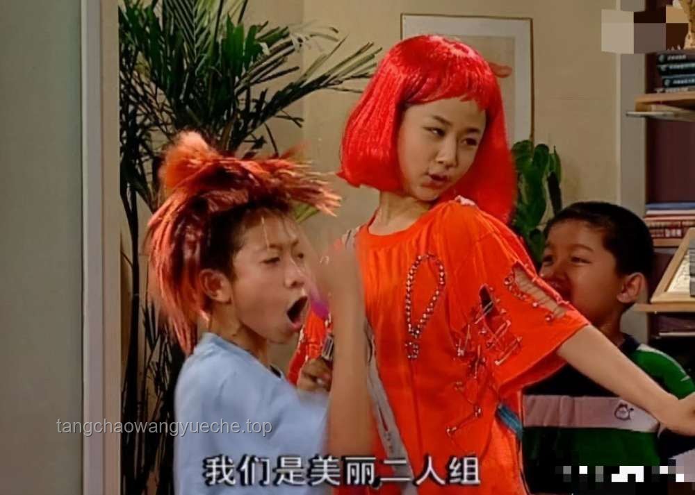 🎂从“两巴掌”看创意社交：张一山生日与赵丽颖的另类祝福